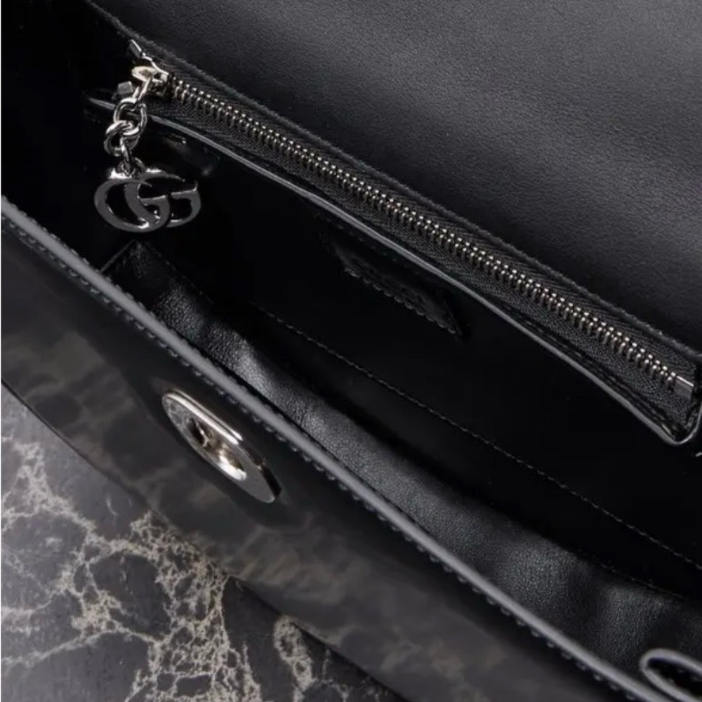 Gucci Half moon leather top handle bag NIB - Picture 7 of 13